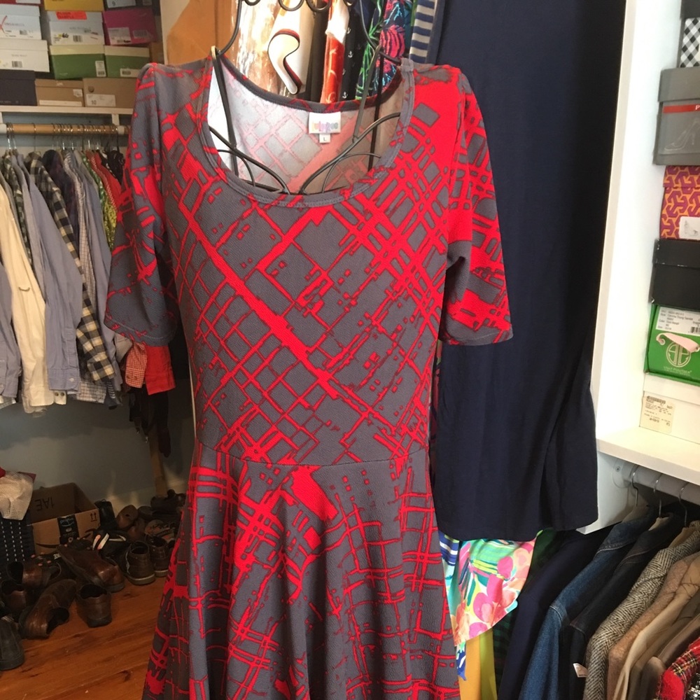 Red and Taupe Crepe Lularoe Nicole Dress Large